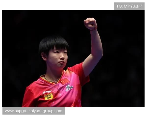 陈梦、孙颖莎联手双打默契十足，陈梦孙颖莎家境对比